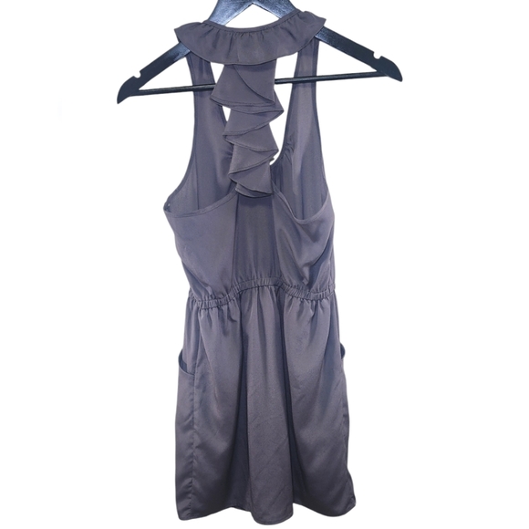 LUSH RUFFLE RACERBACK DRESS W/ POCKETS. GRAY/SMALL - Picture 4 of 7